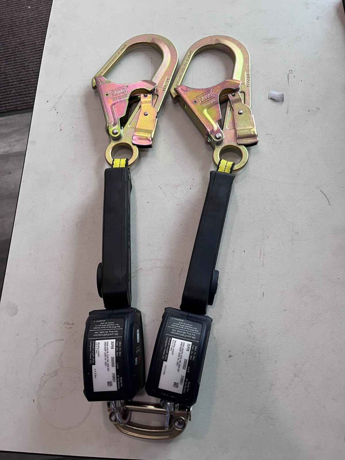 DBI-SALA Self-Retracting Lifeline: 420 lb Capacity, 6.00' Lifeline 7100313183