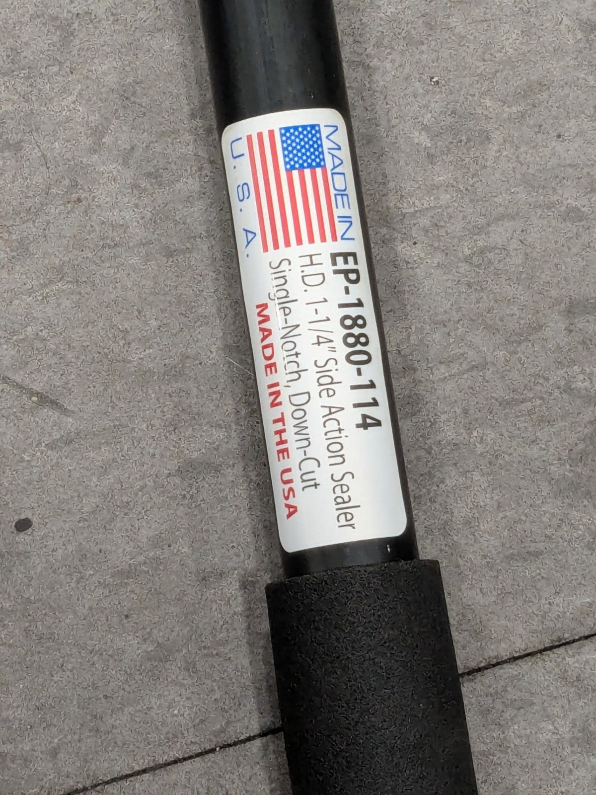 Heavy Duty Single-Notch Side Action Sealer- 1 1/4" for Steel EP-1880-114