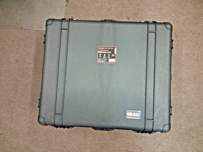 Pelican Products Shipping Case 28-13/32" W 1690-000-110