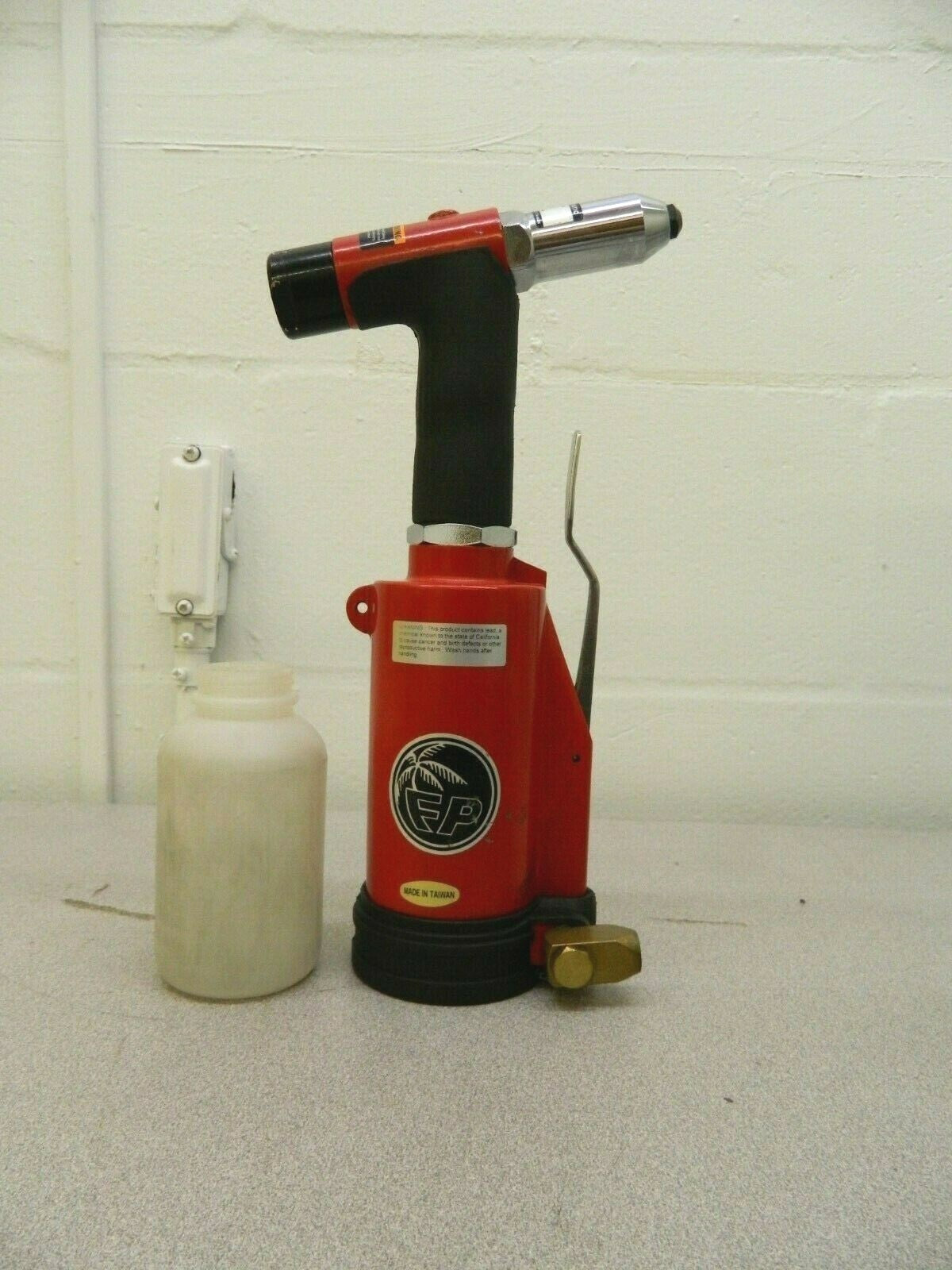 Florida Pneumatic Air Riveting Hammer 3/16" Cap. FP-891