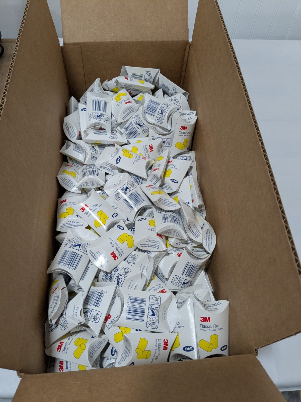 3M Earplug: 33 dB, Foam, Barrel, Uncorded Approx. 200 Pairs 7100000262