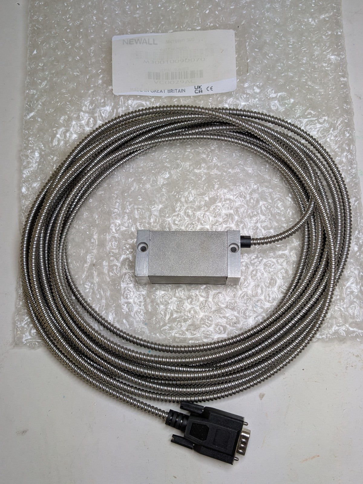 Newall Microsyn 300 Encoder Reader Head w/ Armored Cable M3001009D070