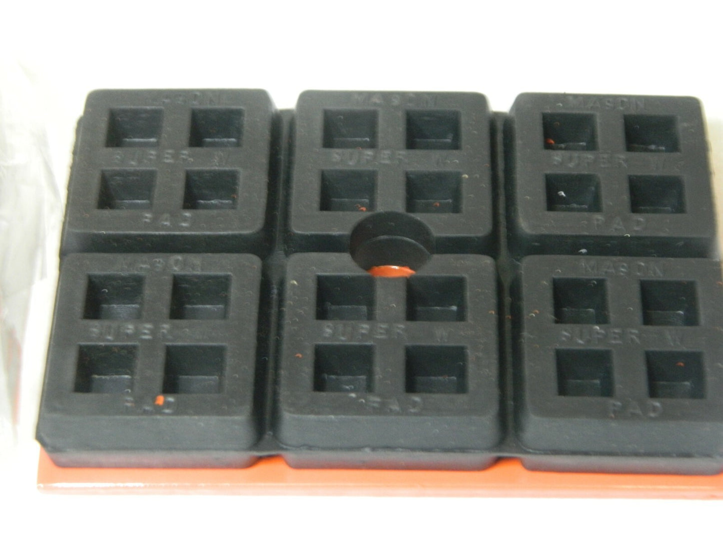Mason Machinery Leveling Pad &amp; Mat 6"x4"x1" Neoprene &amp; St