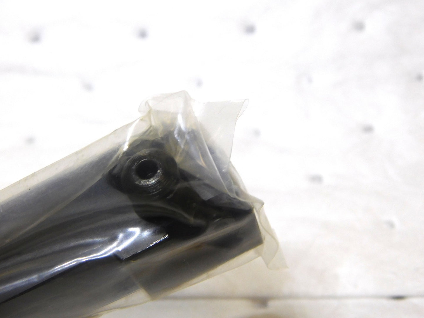 Hertel 0.1772" OAL LH External Indexable Threading Toolholder  1002937