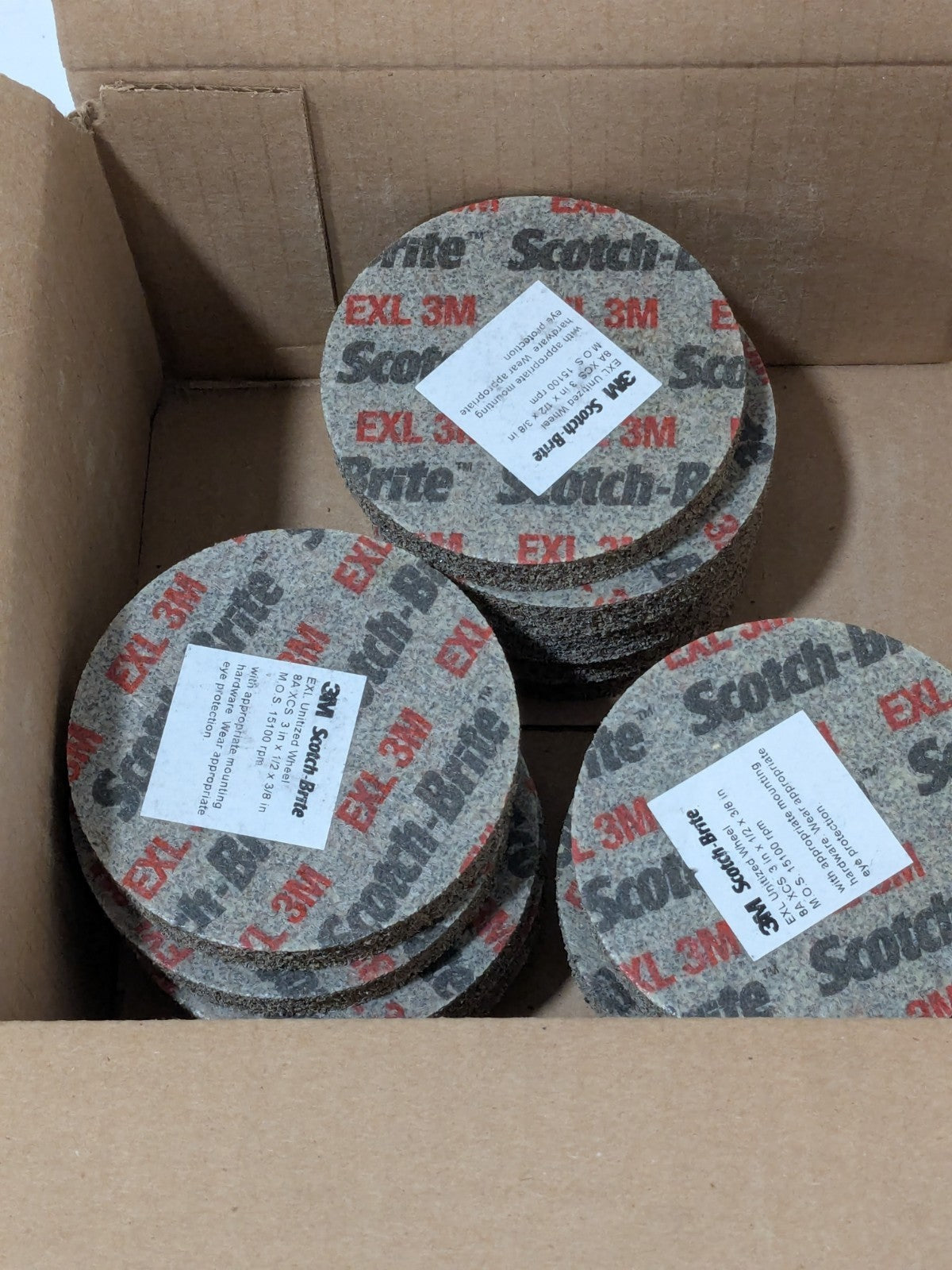 3M Deburring Wheel: 3" Dia, 1/2" Face Width, 3/8" Hole Box of 15