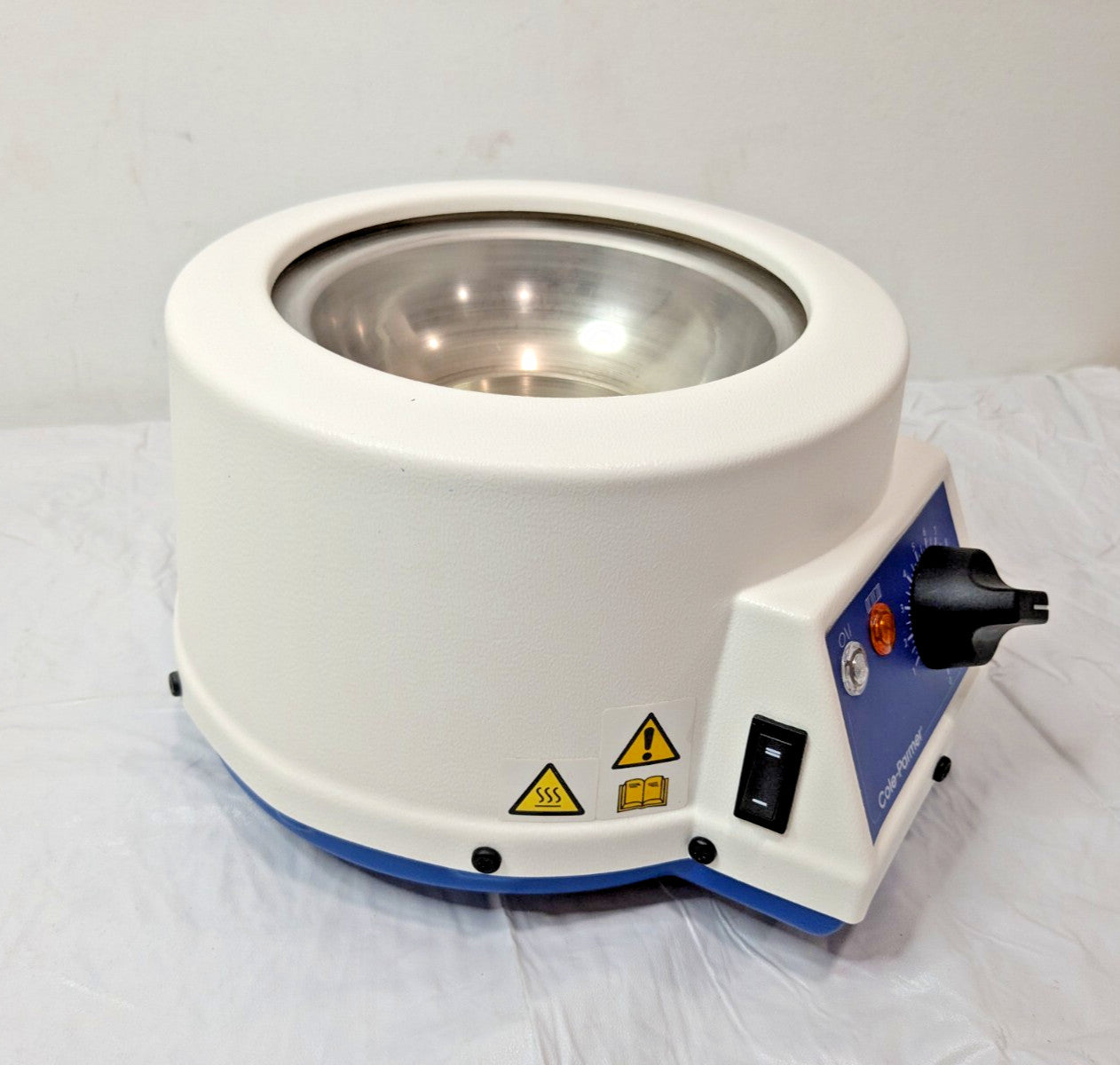 Cole-Parmer Flask/Funnel Heating Mantle 115V HM-200-SP-1000-115 36101-00