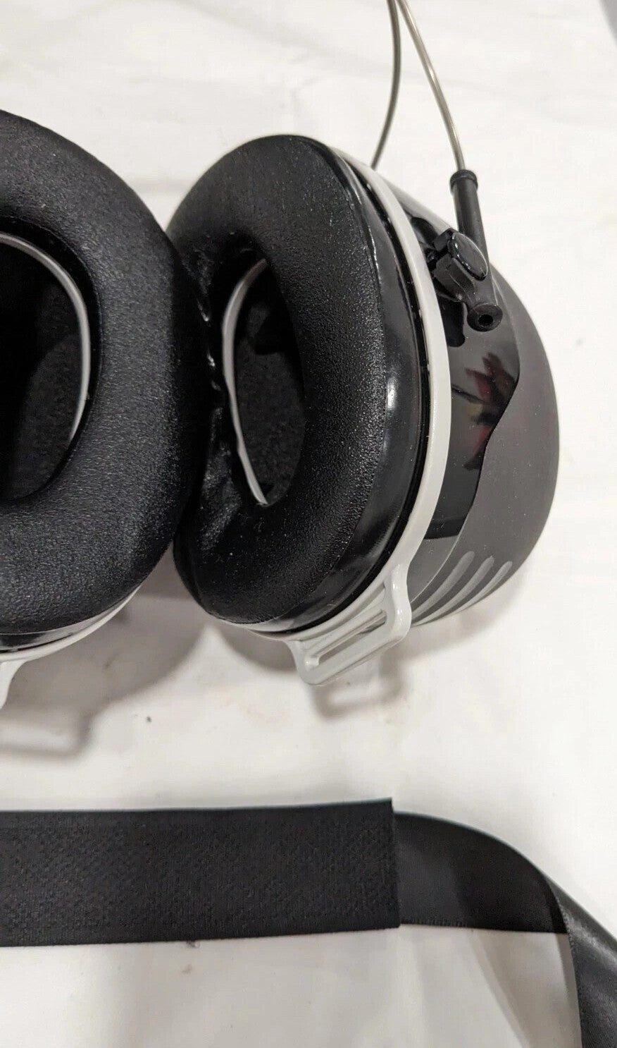 3M Behind the Head Earmuffs: Polyurethane Cushion X5B 7100123163