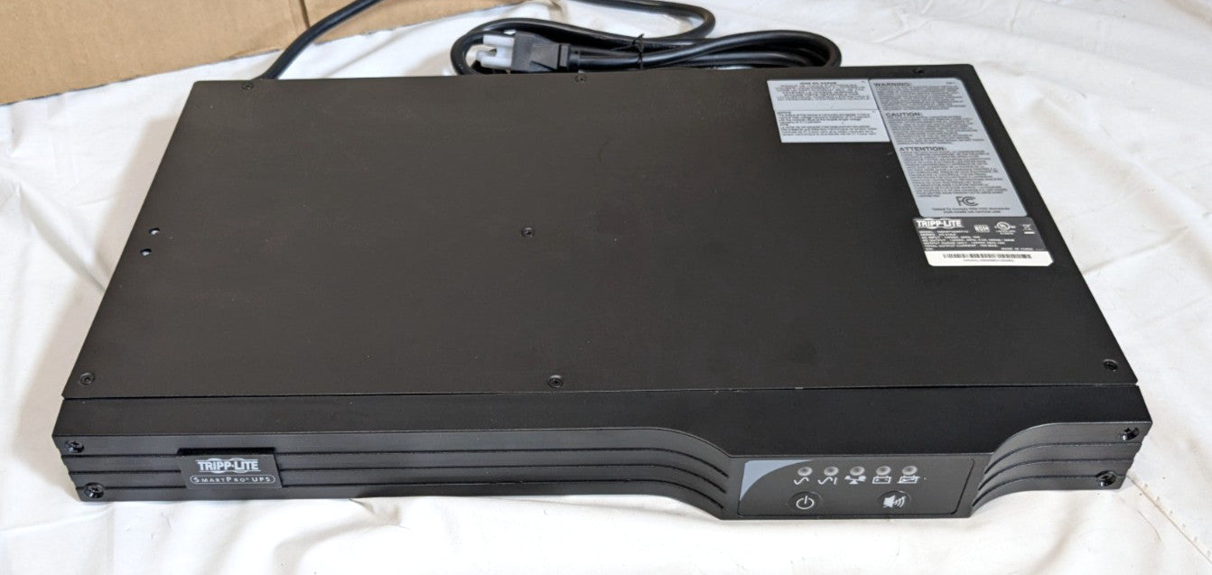 TRIPP-LITE  5.6 Amp 500V  Rack Mount  Uninterruptible Power Supply  SMART500RT1U