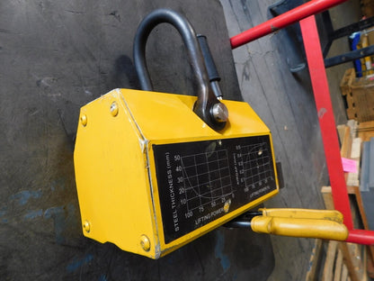 GIBRALTAR Magnetic Lifter: 2,500 lb Capacity DEFECTIVE 1PLM-103-G