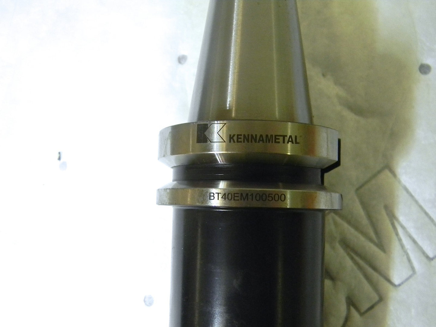 Kennametal BT40 Shank End Mill Holder 1 Hole Dia M16 Drawbar Thread 1064864