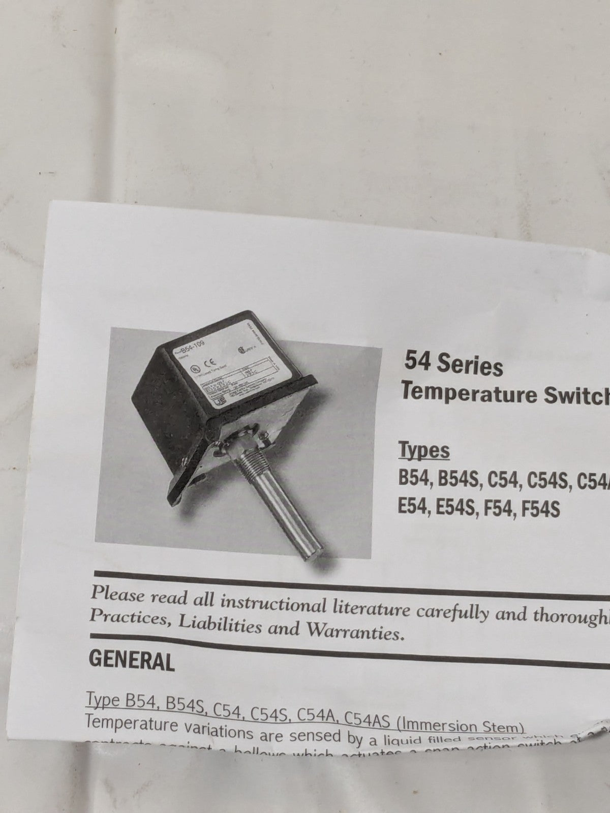 United Electric Temperature Switch: 200° to 425° F B54-109