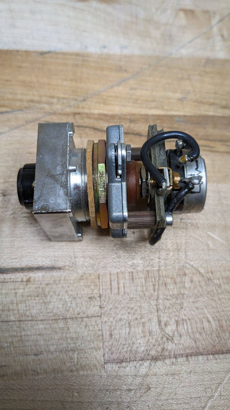 CUTLER HAMMER E30KP13 SER. A4 50V .047A NSMP Eaton E30 Potentiometer