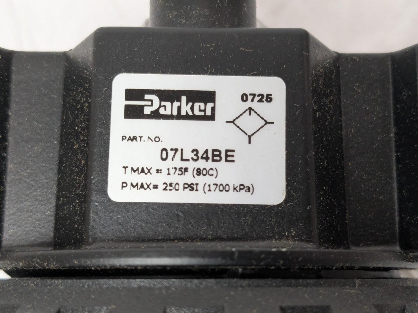 Parker Standard Compressed Air Lubricator 1/2" Port NPT Ends 90 CFM 07L34BE