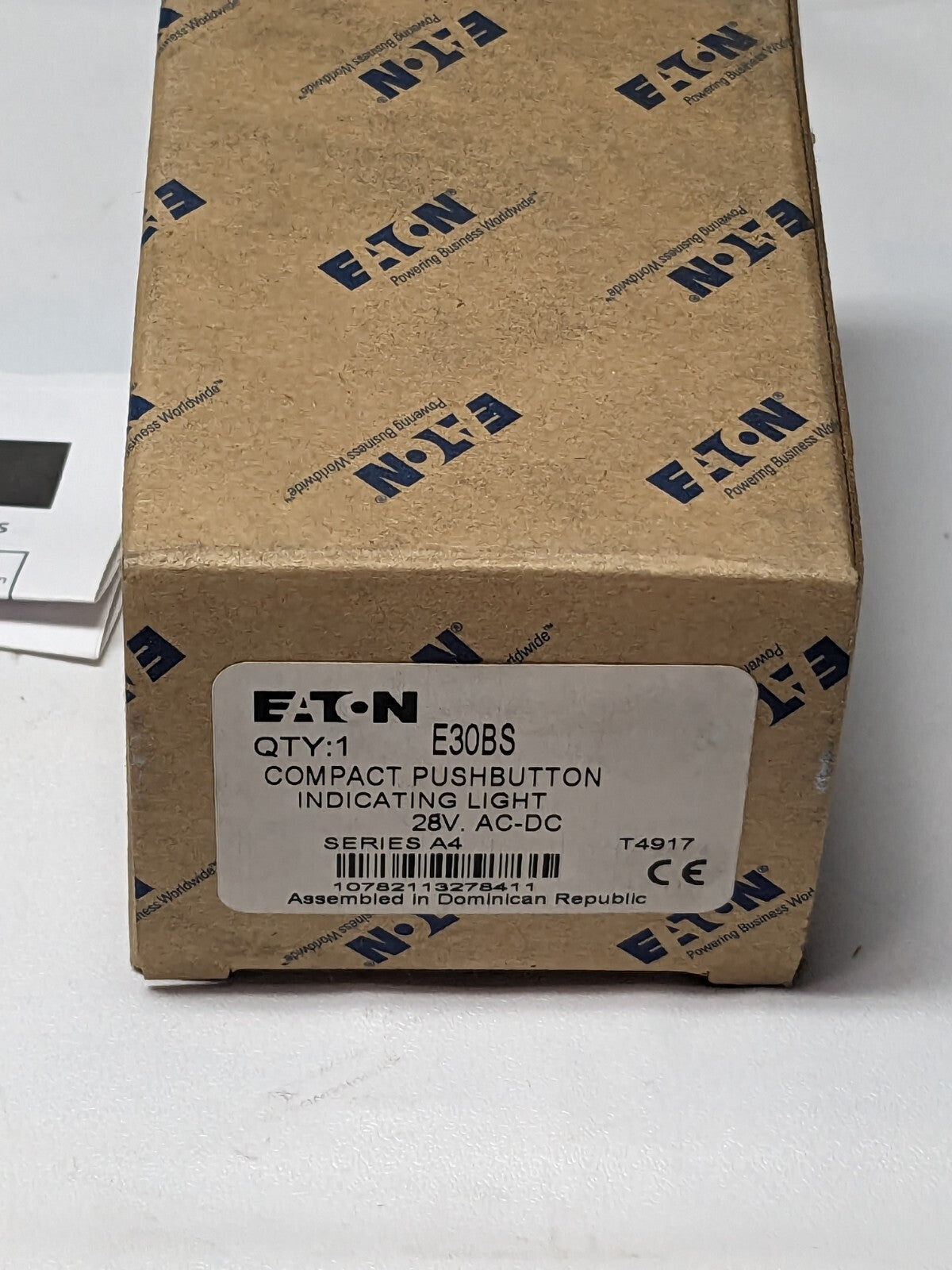 Eaton Cutler-Hammer Compact Pushbutton Indicating Light 28V/120V E30BS
