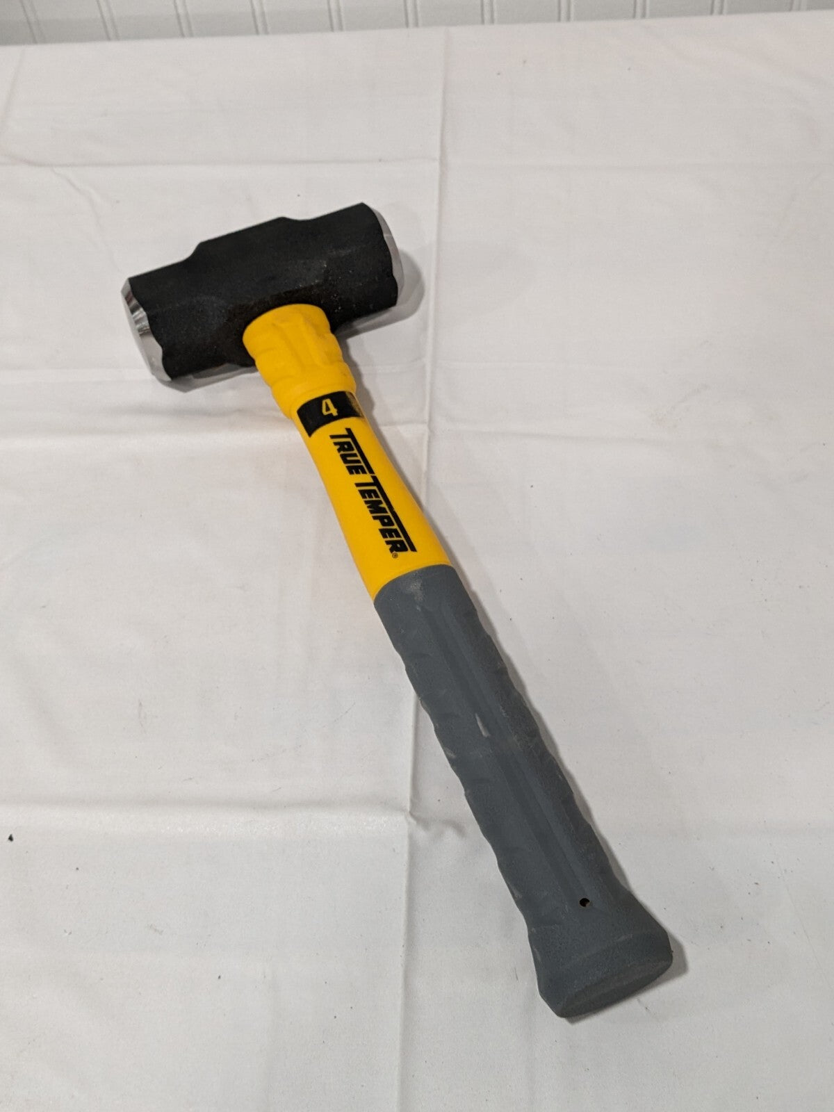 True Temper Tough Trike Fiberglass Engineer Hammer, 4 lb, 15'' Handle