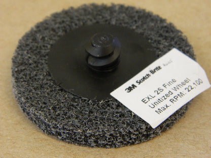 (60) 3M Quick-Change Disc: Roloc TR, 2 Dia Silicon Carbide Non-Woven 7000045976