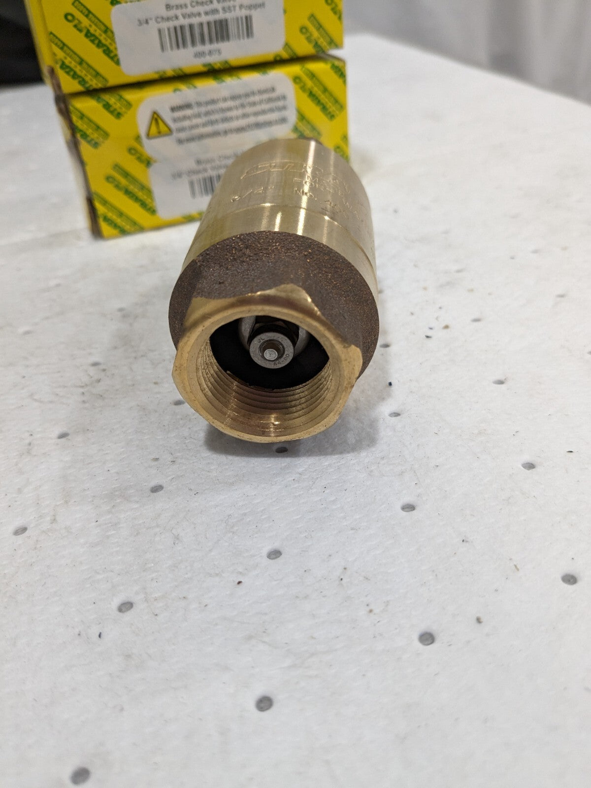STRATAFLO Check Valve: 3/4" Pipe FNPT x FNPT Qty 2 400-075