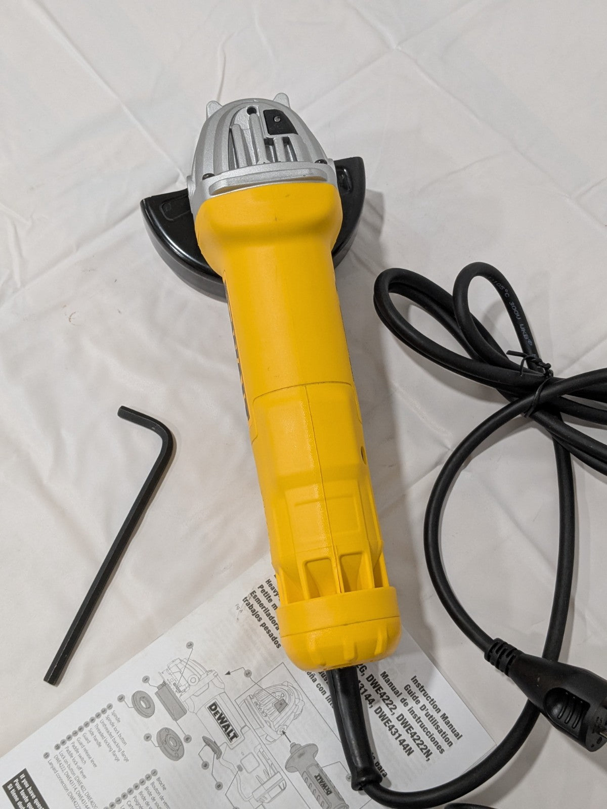 DeWALT Corded Angle Grinder 4-1/2" Wheel Dia, 11000 RPM DWE402