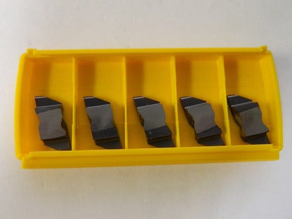 Kennametal Top Notch Grooving Insert  NR3047RCERT KC5010 QTY 5 5687511