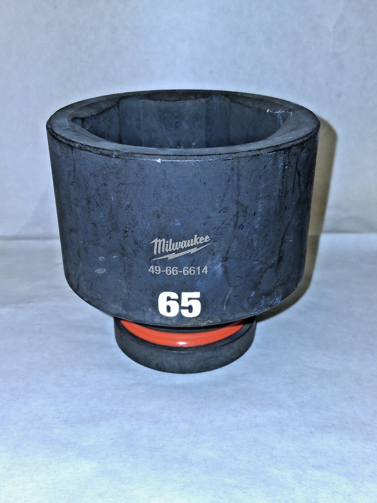 Milwaukee Tool SHOCKWAVE Impact Duty Standard Socket 1" Drive 65 mm 49-66-6614
