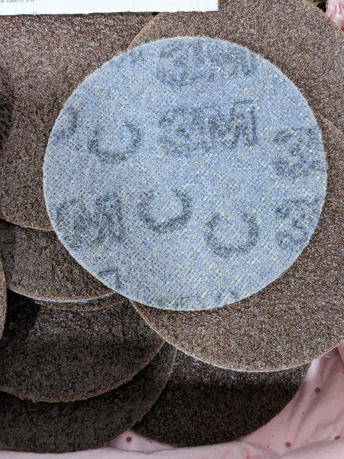 3M Hook & Loop Disc: 4-1/2" Dia, Non-Woven, Aluminum Oxide Qty 20 7100136779