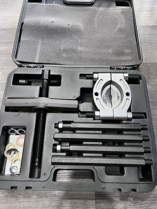 OTC 7 Ton, 1/2 to 4" Spread, Bearing Splitter Set 4517