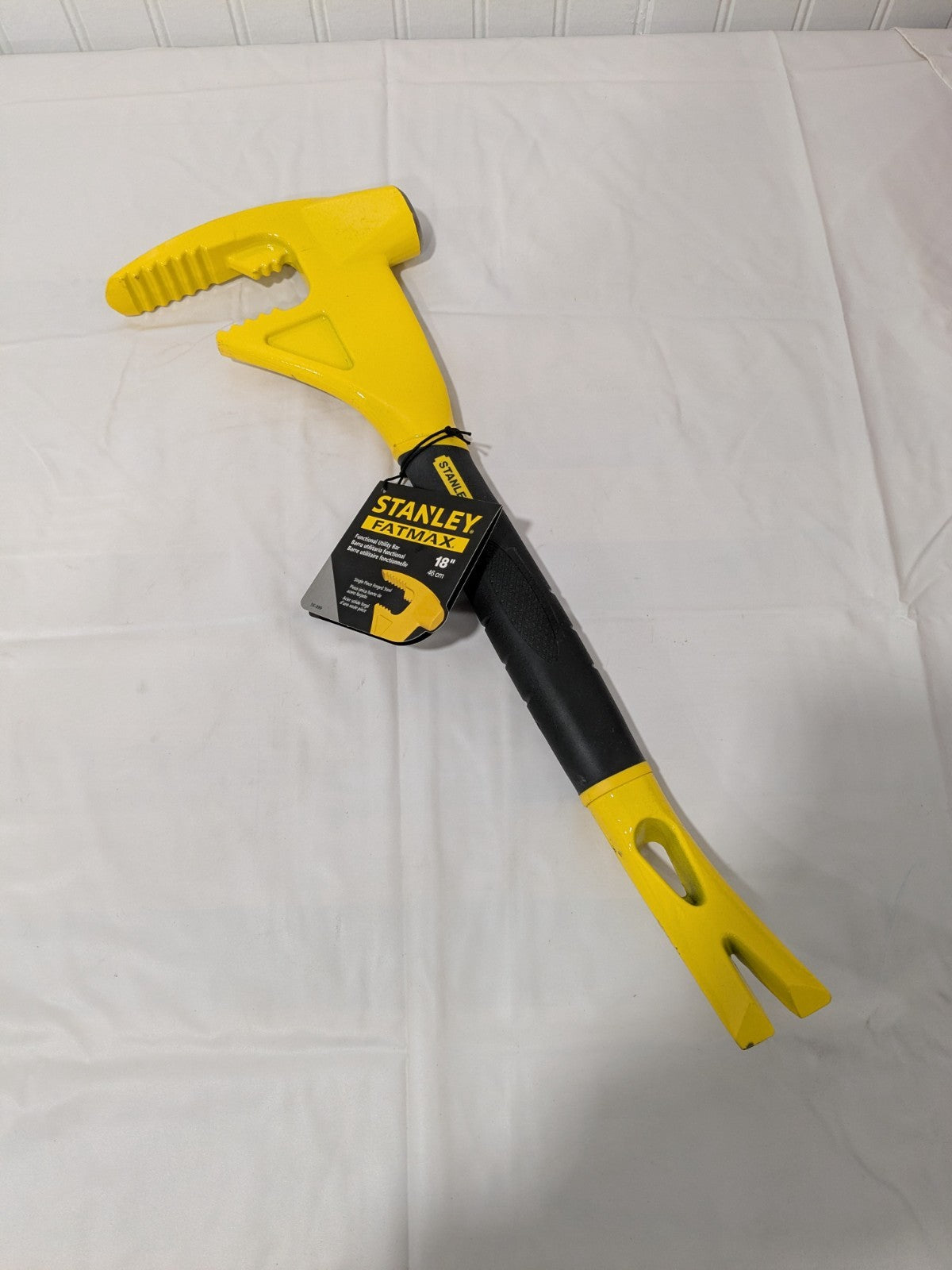 Stanley 18" OAL Functional Utility Bar Steel 55-099