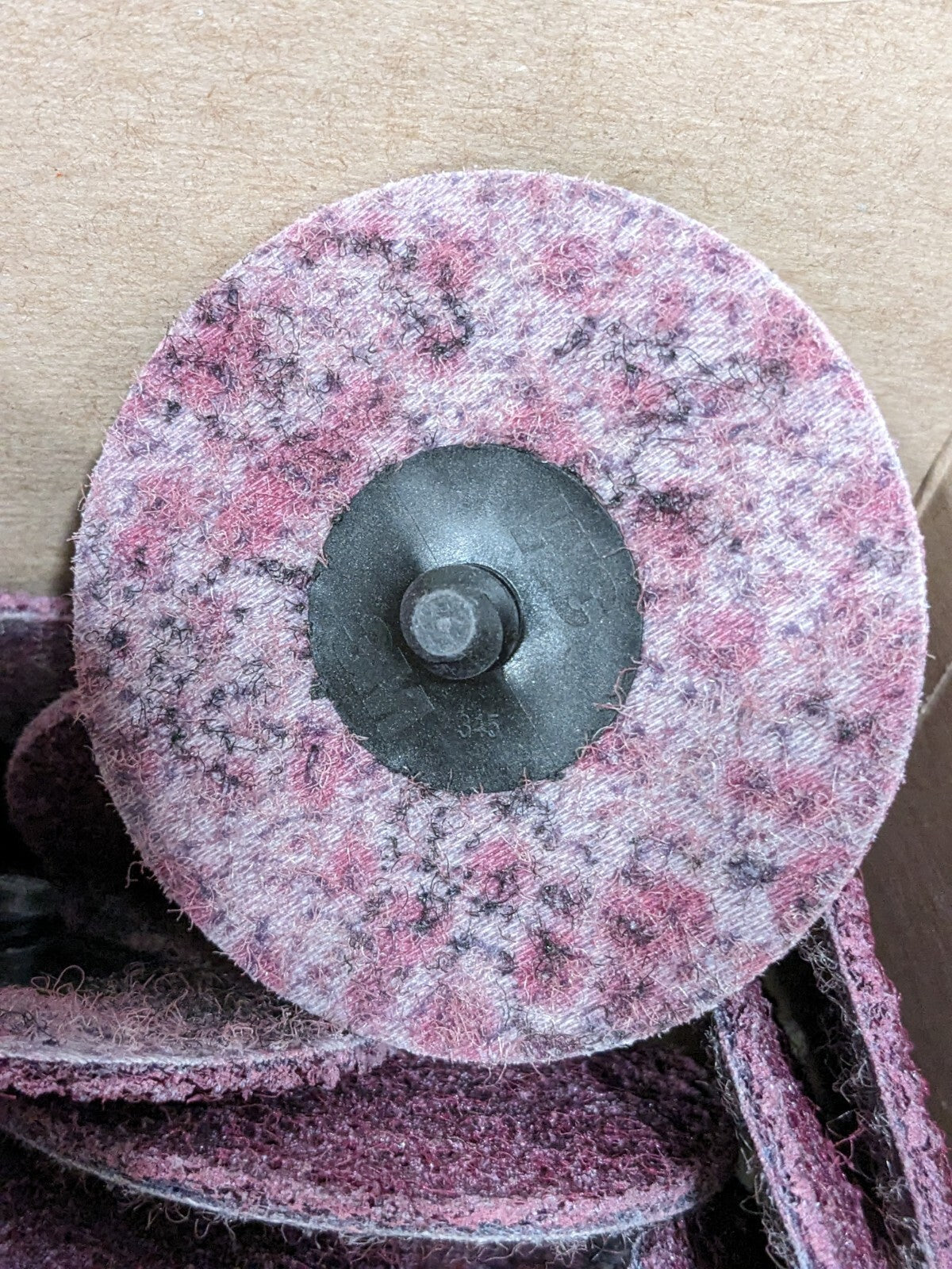 3M Quick-Change Disc: Roloc TR, 3" Dia, Ceramic AO, Non-Woven 7100007318