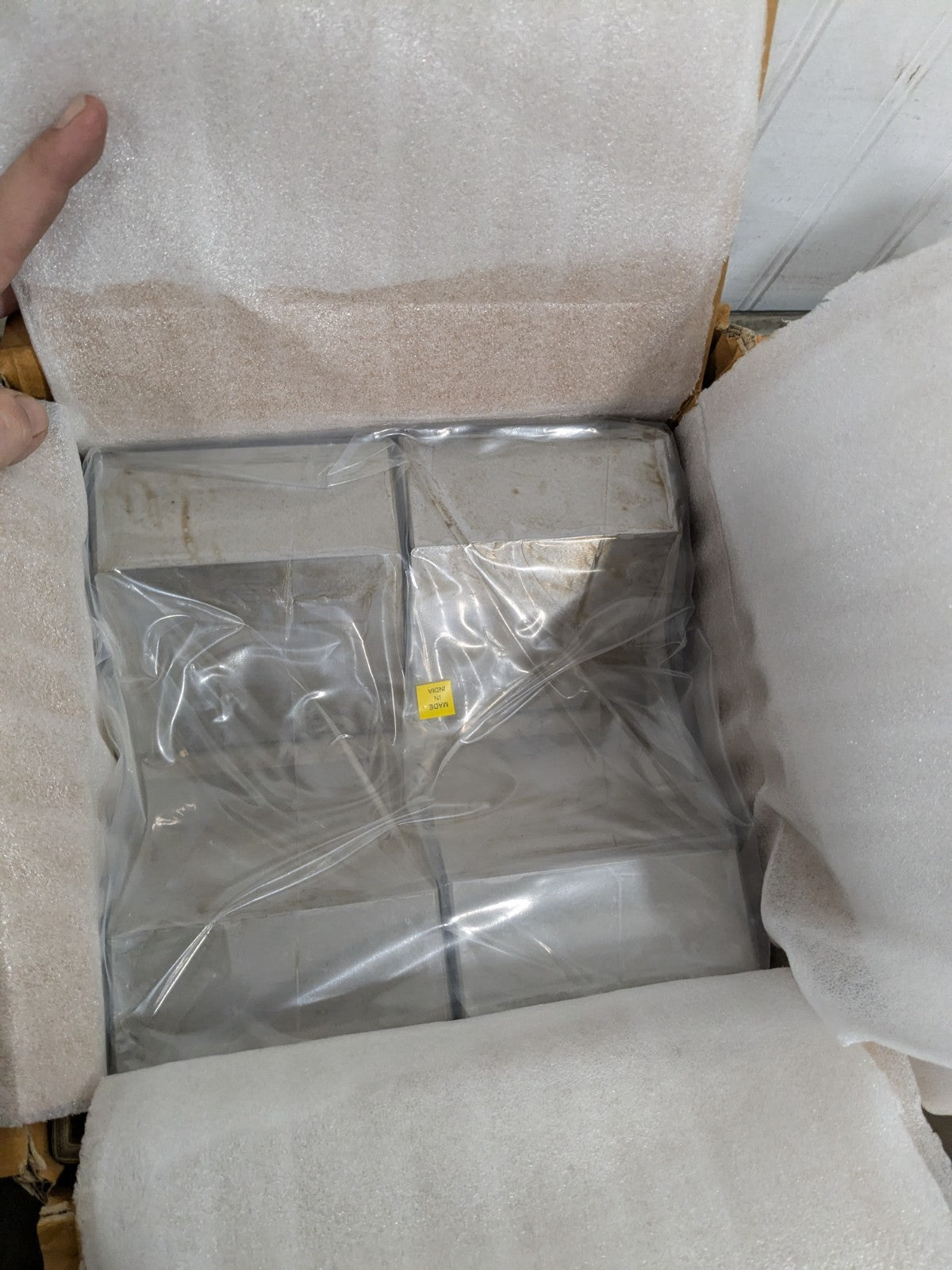 SPI V-Block: 4-1/2" Max Cap., 90° V Angle, 8" OAL, 7-7/8" OAW 1 Pair AVB0648