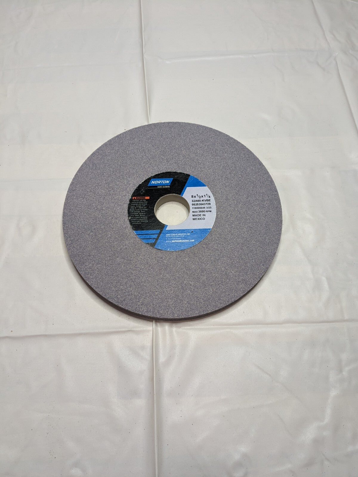NORTON Surface Grinding Wheel: 8" x 1/2" x 1-1/4", 60 Grit 662530