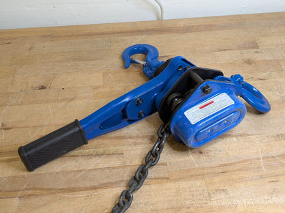 WorkSmart Manual Lever Operated Chain Hoist 1500 Lb. Capacity 10 Ft. Lift