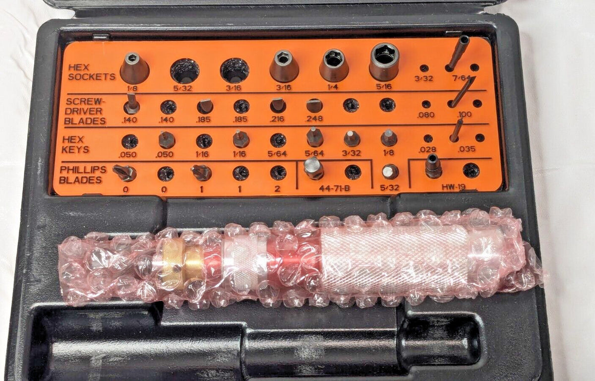 Utica 22 Piece Torque Limiting Screwdriver Kit 6 to 30 in/lb Torque KT-30