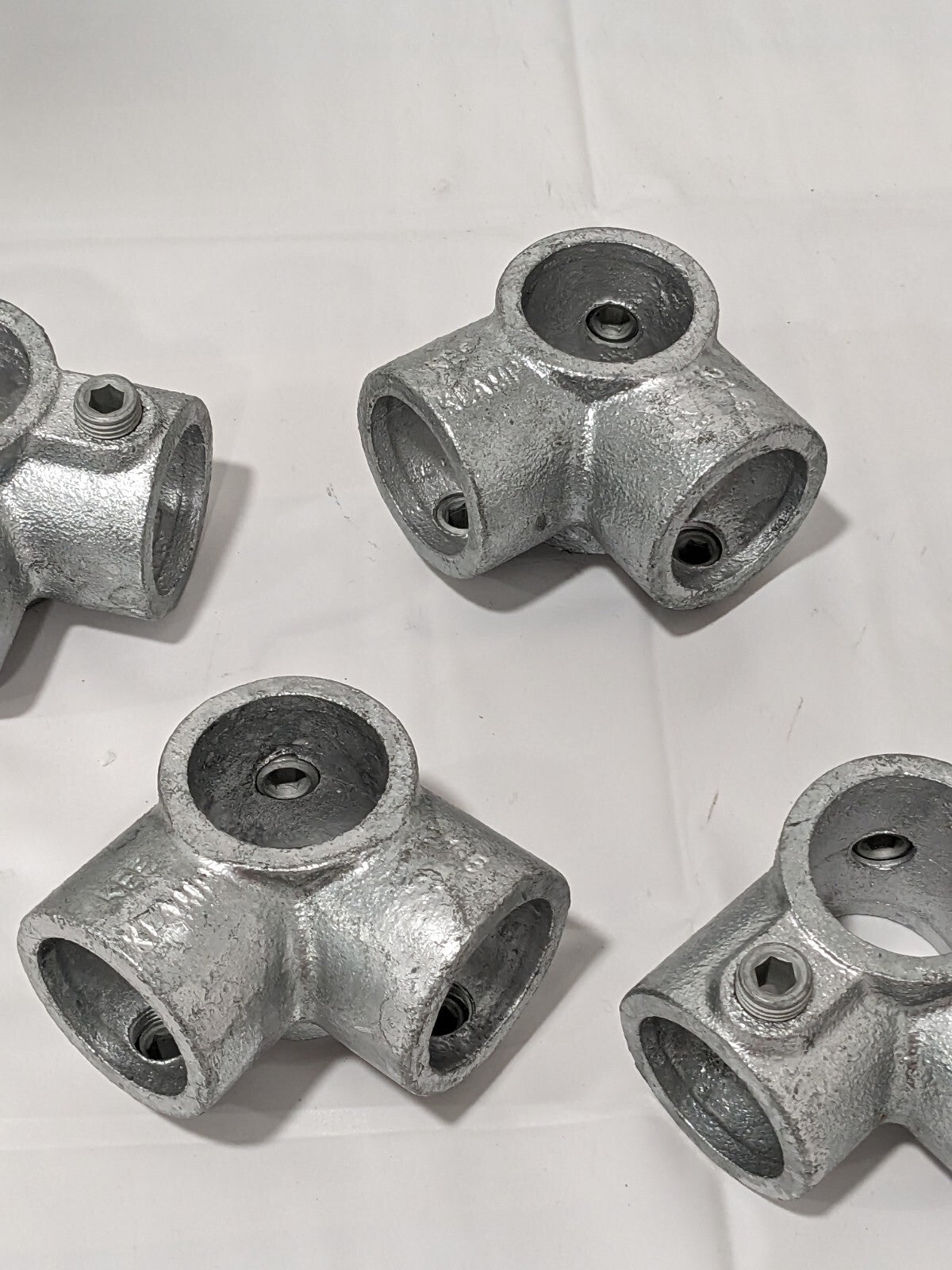 KEE 1" Pipe, Side Outlet Tee, Malleable Iron Tee Pipe Rail Fitting Qty 5 21