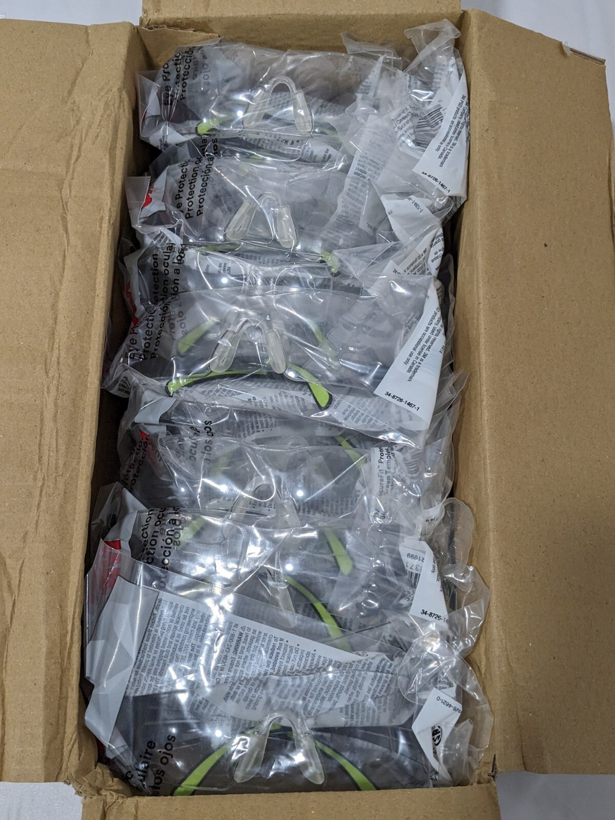 3M Safety Glasses Anti-Fog & Scratch-Res., Clear, Frameless Box of 20 7100112435