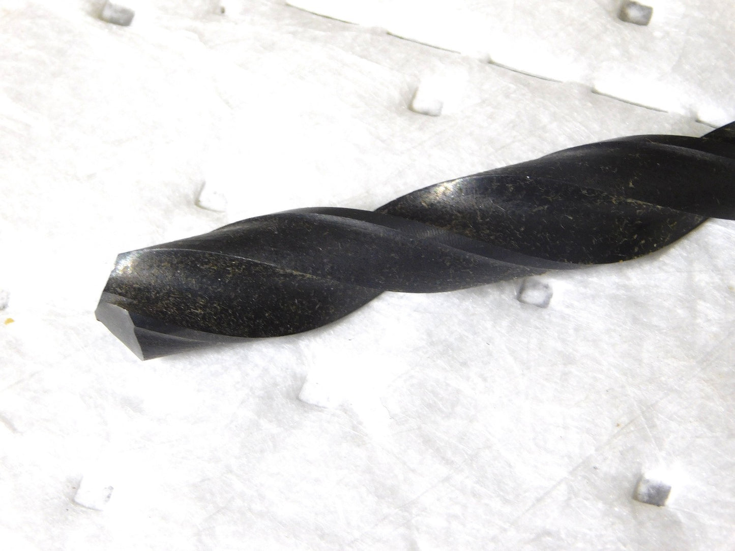 InterstateTaper Shank Drill Bit 17/32" Dia 2MT, 118 ° Point HSS 01663343