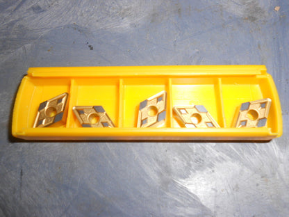 Kennametal DNMG333UP DNMG110412UP KC9225 Carbide Turning Inserts  QTY 5 3128097