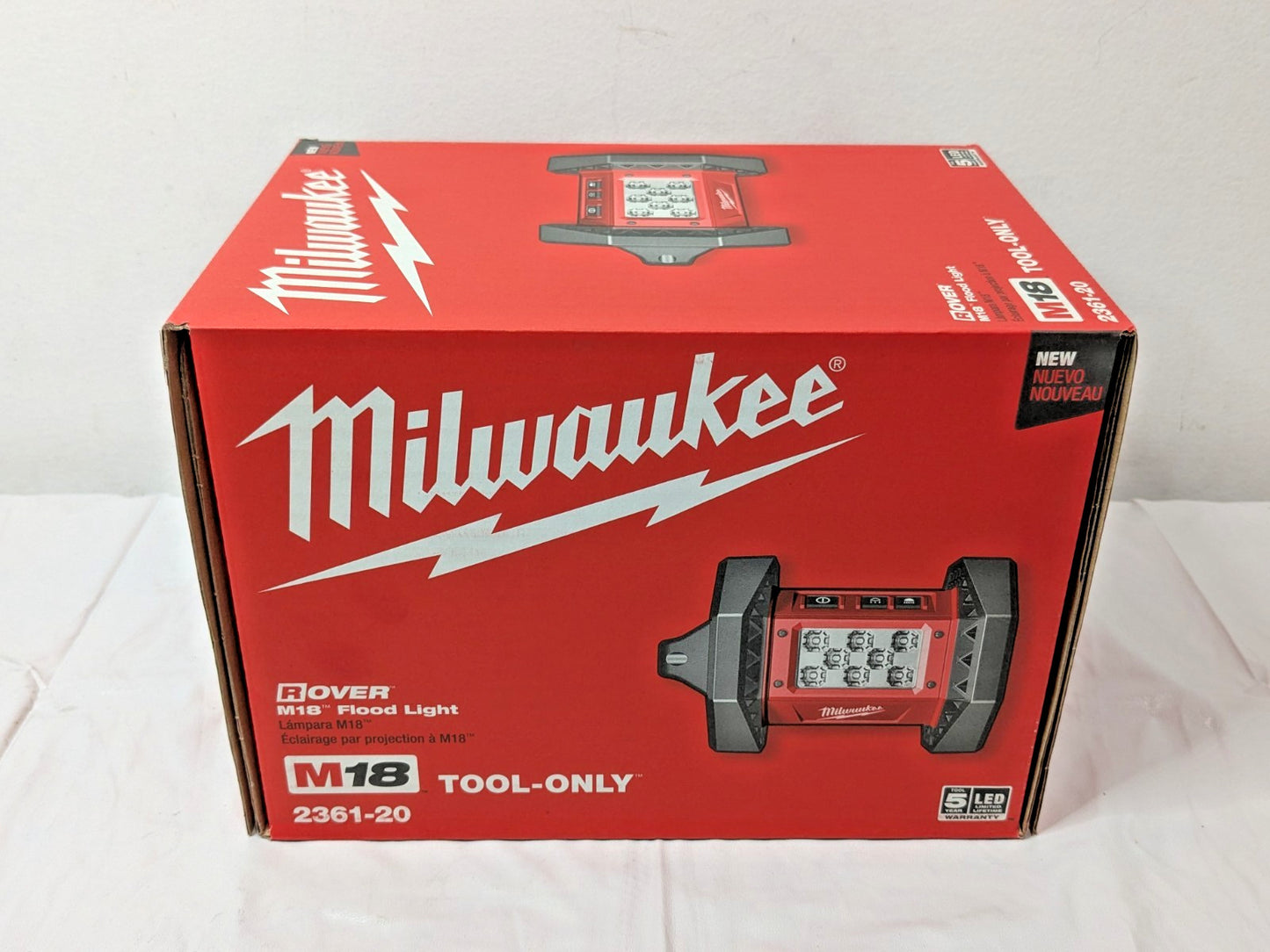 Milwaukee M18 Flood Light LED 18V TOOL ONLY  2361-20