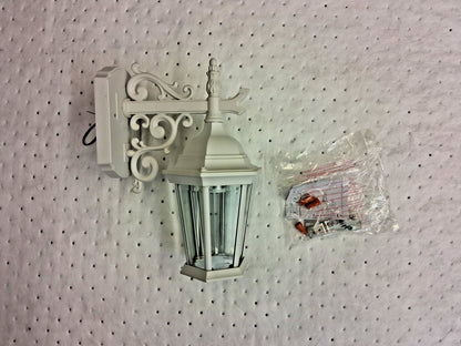 Progress Lighting Traditional Style Outdoor Light P5682-30