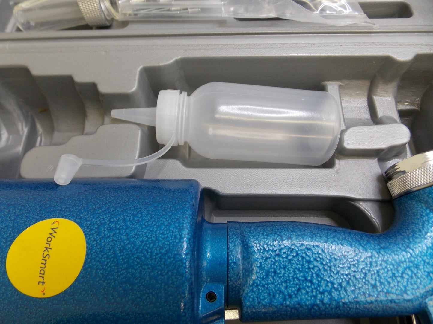 WorkSmart Riveting Hammer 3/16" Cap. 9/16" Stroke 4 CFM 1/4" NPT #WS-PT-0810KSG