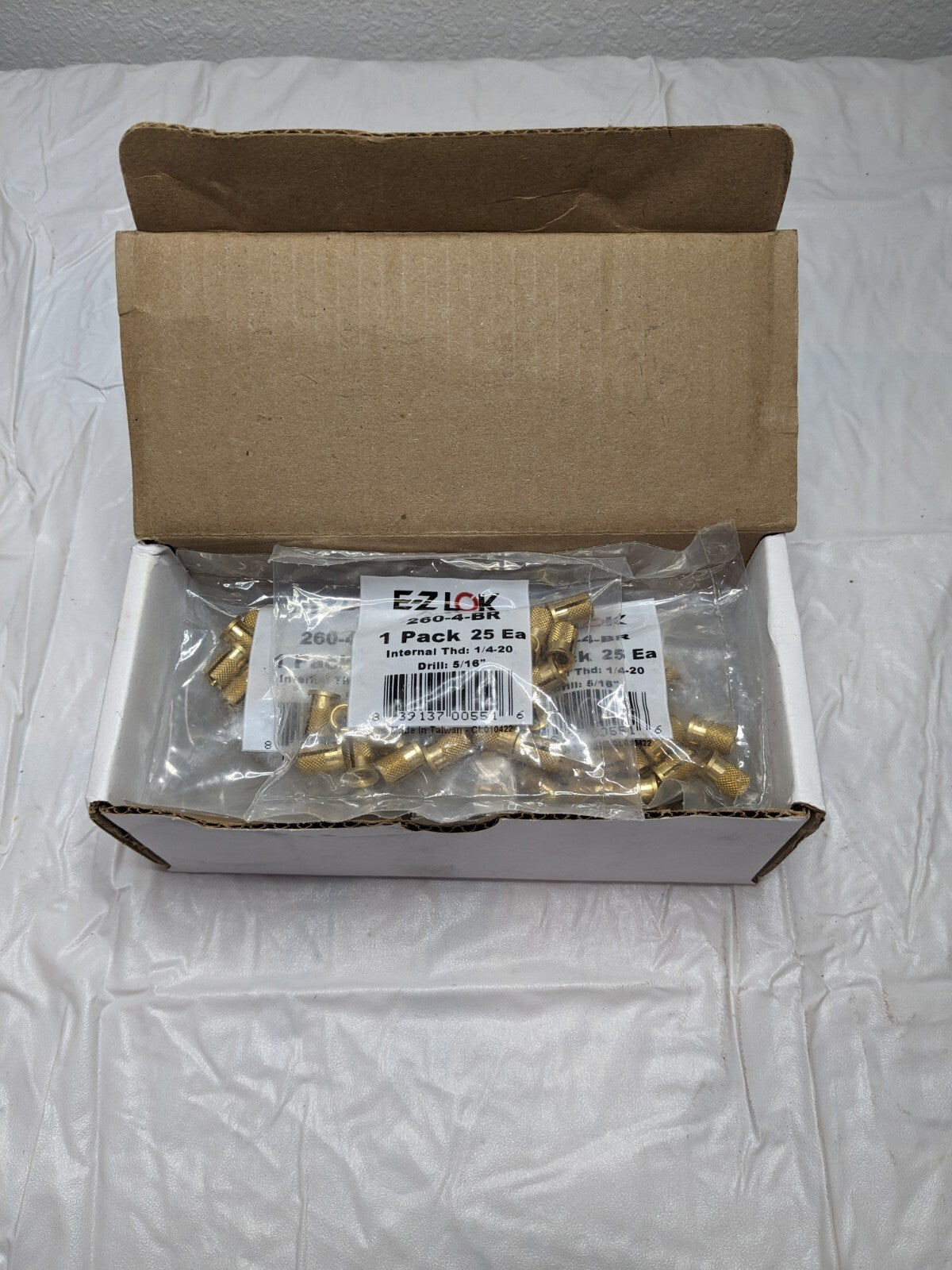 E-Z LOK 1/4-20 UNC Brass Flanged Press Insert for Plastic Qty 225 260-4-BR