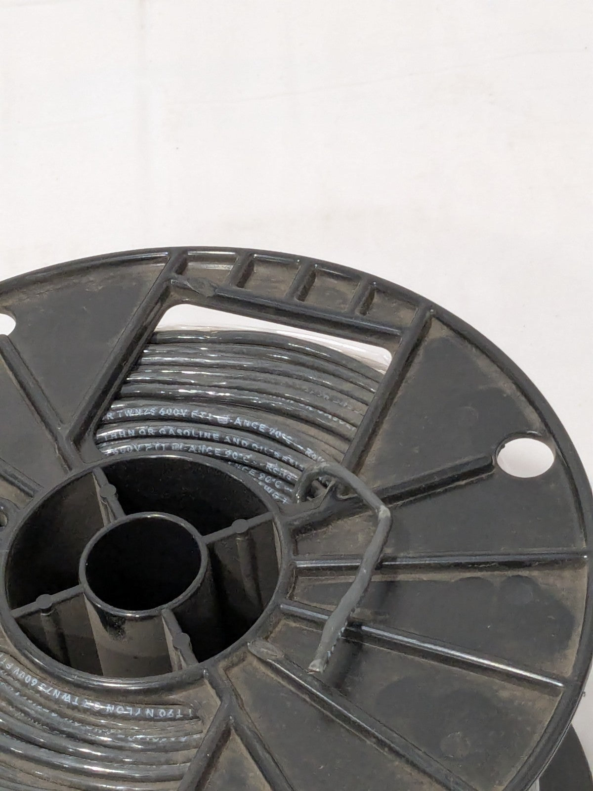 Southwire Building Wire: THHN, 14 AWG, Nylon, Stranded Core, 500' Long 22955901