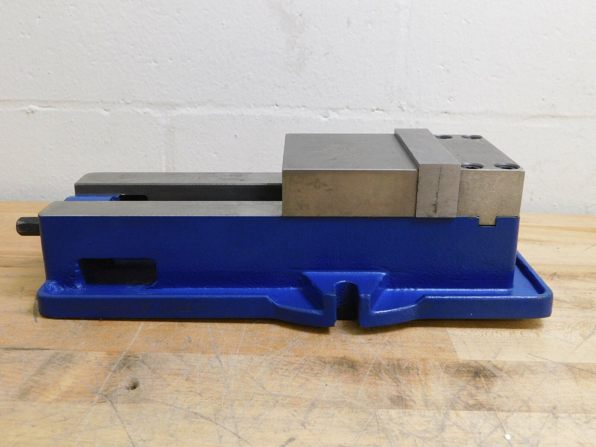Interstate Horizontal Machine Vise 4" Jaw W 4" Jaw Opening 43137447 INCOMPLETE