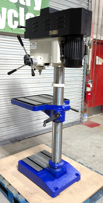 Vectrax Mill / Drill  20" Swing  2hp 220V 3ph 3MT RF-401V/3VTX  *Scratch & Dent*