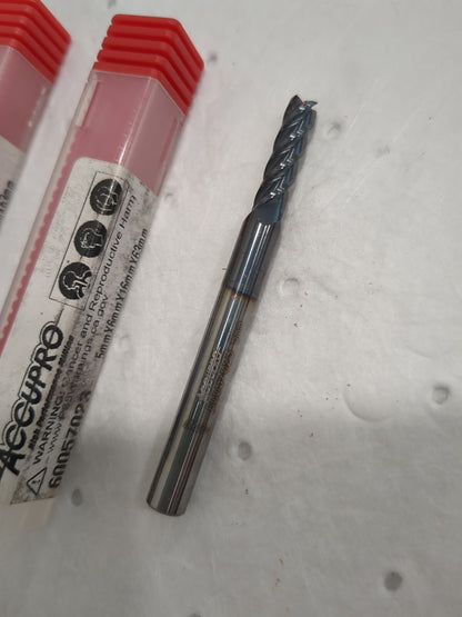 ACCUPRO 4pk of Square End Mills: 5.00 mm Dia 4 Fl Solid Carbide 12182438