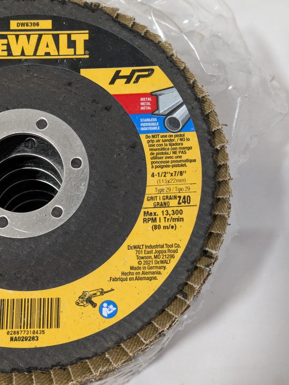 DeWALT 4 1/2" X 7/8" Z 40 Grit Flap Disc Pack of 7 DW8306