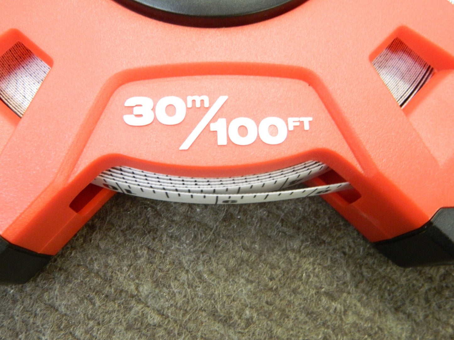 MILWAUKEE TOOL Tape Measure: 100' Long, 2-1/4″ Width, White Blade 48-22-5203