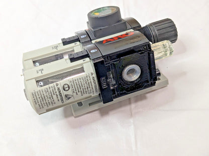 ARO/Ingersoll-Rand 2 Pc FRL w/Pressure Gauge 1/4NPT C38121-600