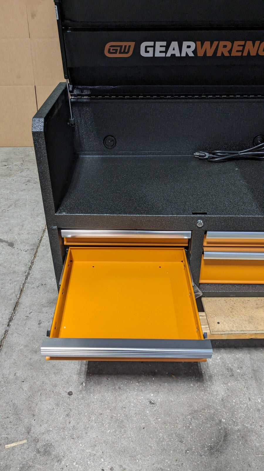 GEARWRENCH 5 Drawer Top Tool Chest 18 x 23 x 36 Steel Black/Orange 83242 Damage