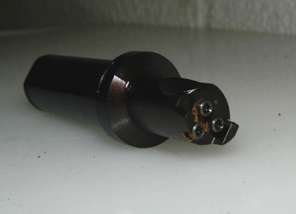 Hertel Cut-Off Holder 16mm DOC 3/4" SHK Width & Height HU-I16R90-1.5D-E 2000840