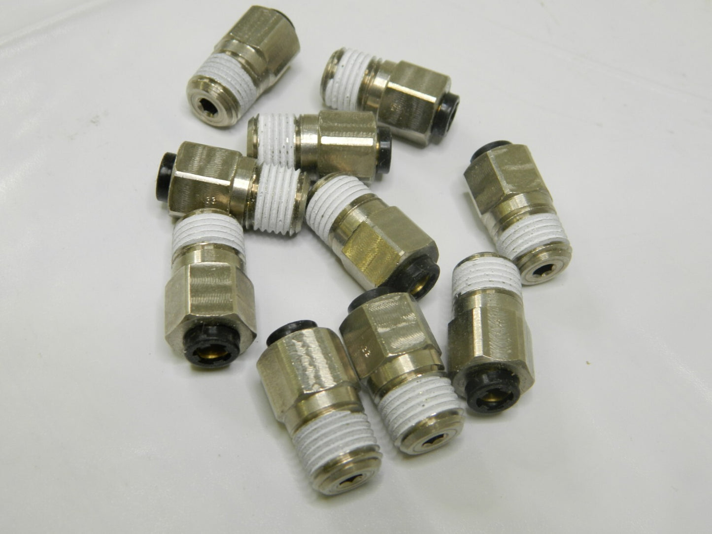 Parker Male Connector, 3/16 In OD, 260 PSI, 1/4" Thread Qty 10 3175 55 14